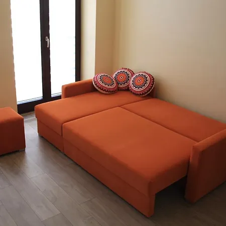 Asha Apartment *